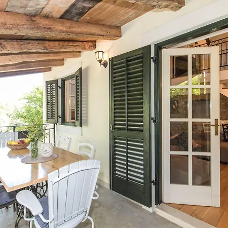 Haus Mit Modernem Interieur Und Einer Alten Taverne By Interhome Feriehus