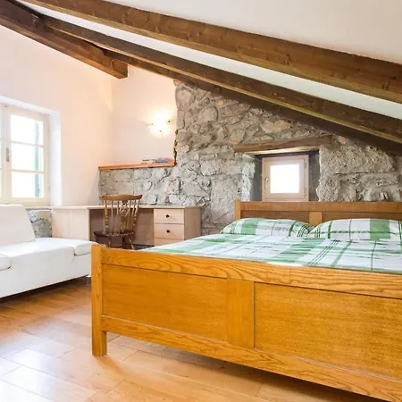Haus Mit Modernem Interieur Und Einer Alten Taverne By Interhome Ferienhaus Viskovo