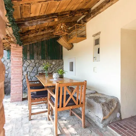Haus Mit Modernem Interieur Und Einer Alten Taverne By Interhome