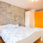 Haus Mit Modernem Interieur Und Einer Alten Taverne By Interhome *