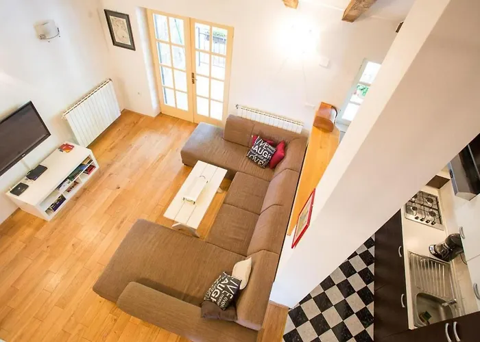 Haus Mit Modernem Interieur Und Einer Alten Taverne By Interhome